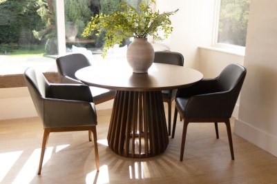 darcy-round-table-with-carver-chairs